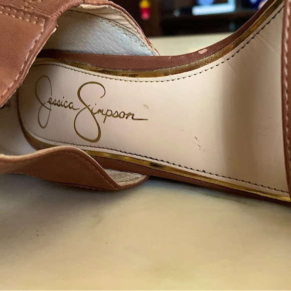 Jessica Simpson brown wadge. - Picture 10 of 10